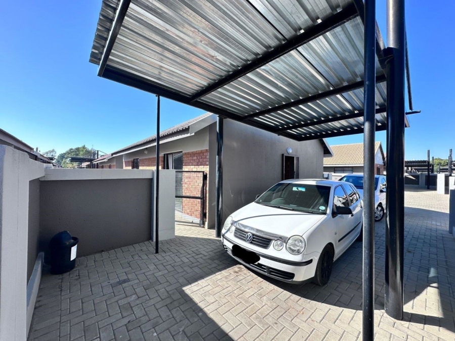 2 Bedroom Property for Sale in Estoire Free State